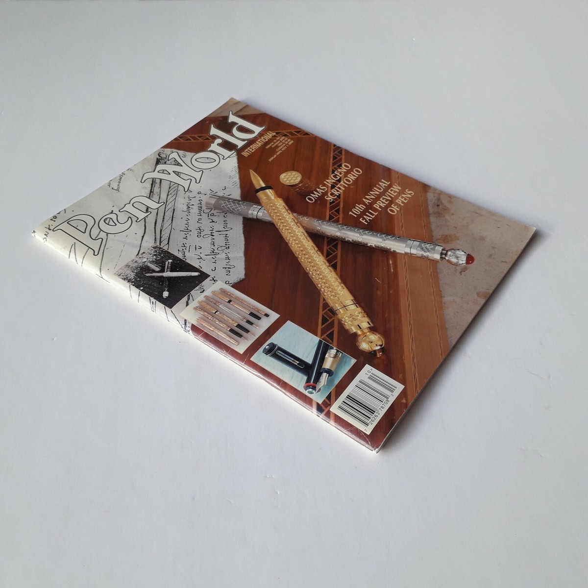 Pen World International Magazine October 2002 Year Mint UK