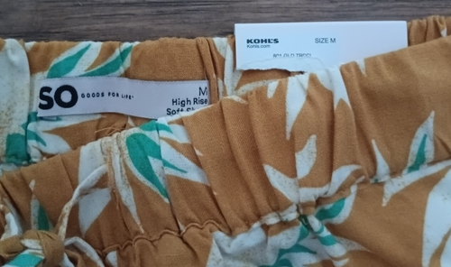So soft shorts high rise size medium womens mustard orange tropical print - Picture 2 of 3