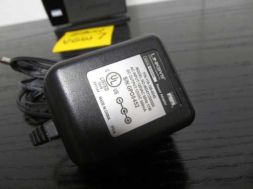 Linksys WGA54G Wireless-G Game Adapter. Adds WiFi Capability PS2 & XBOX ( VGW7 ) - Picture 4 of 11