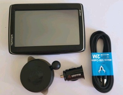 TomTom Go Live 825 Sat Nav 5 Inch UK & Europe Free Lifetime Maps 4ER51
