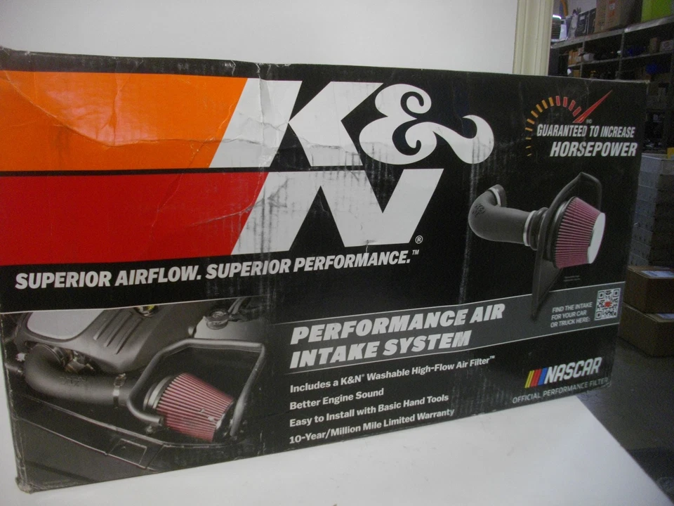 Sistema de admisión de aire de rendimiento K&N 63-3082 CHEVROLET/GMC 1500 V8-5,3/6,2 L Foto 4 de 4