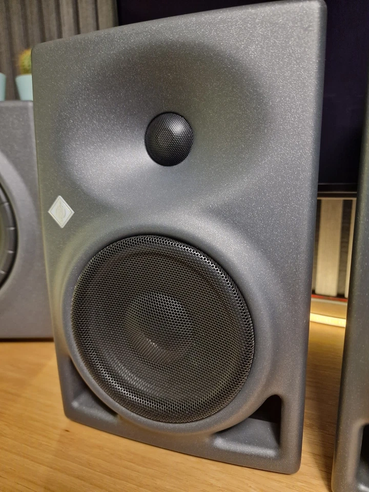 Neumann KH 120 a Active Studio Monitor Pair - Image 3 of 4