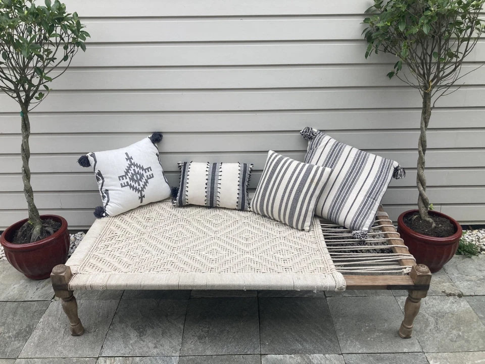 Beautiful vintage boho Indian day bed - image 2 of 4