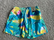 NWT Chubbies The Wave Dashers 5.5" Classic Swim Trunk Mens Size Small