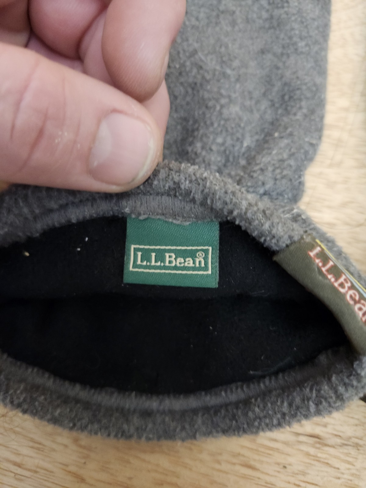 LL Bean Medium Gray Solid Knit Poly Winter Glove … - image 3