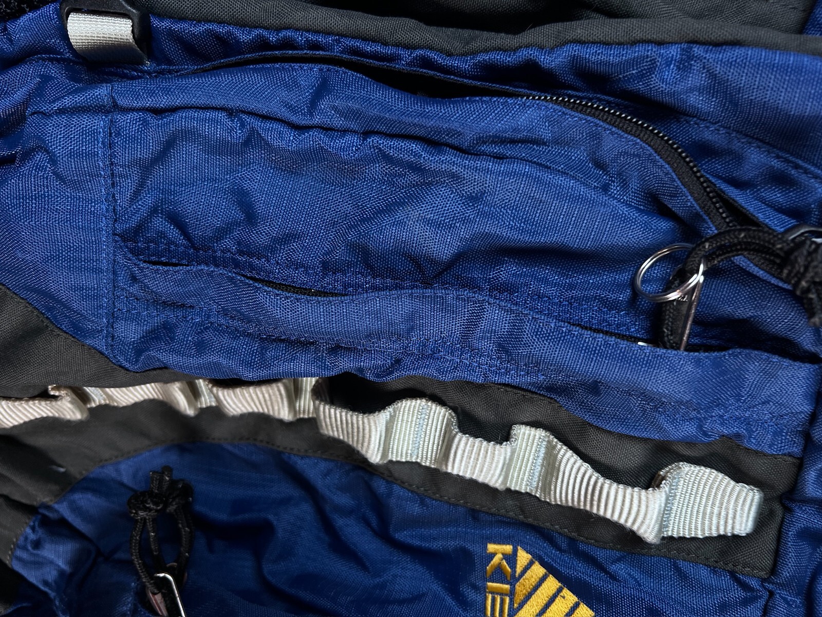 Kelty Redwing 2650 Backpack Blue GrayHiking Pack 44 Liter Travel