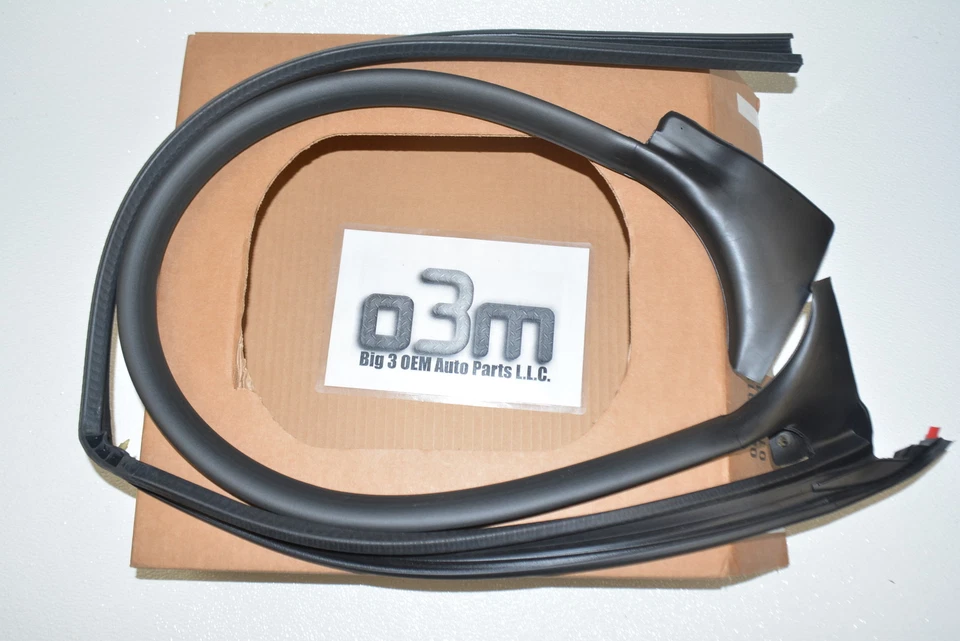 2007-2013 Chevrolet Silverado GMC Sierra LH Porta Lateral Traseira Weatherstrip novo OEM - Imagem 2 de 3