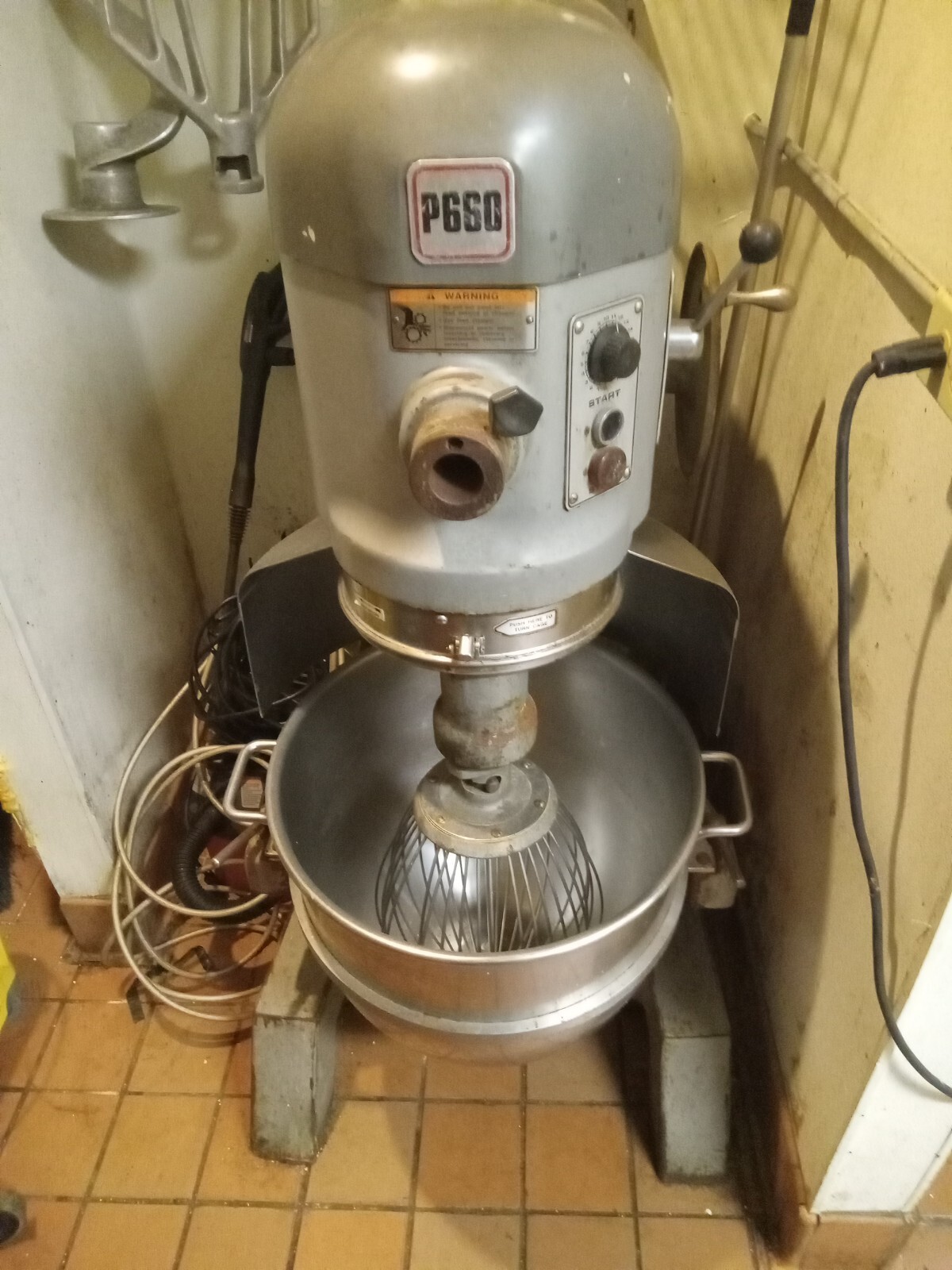 Hobart P660 60qt Dough Mixer eBay
