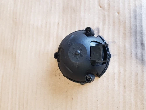 Mercedes Benz C Class W203 00-04 Electric Mirror Control adjuster a2038202442