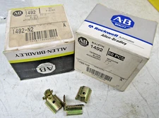 100) NEW ALLEN BRADLEY RETAINING CLIP  1492-N2 SERIES A 2 BOXES OF 50