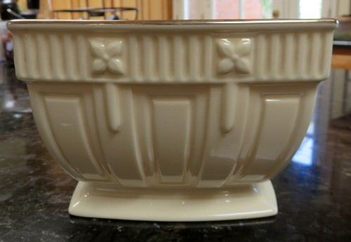 LENOX Ivory Planter ~ Cache Pot ~ Flowerpot ~ Panels & Floral