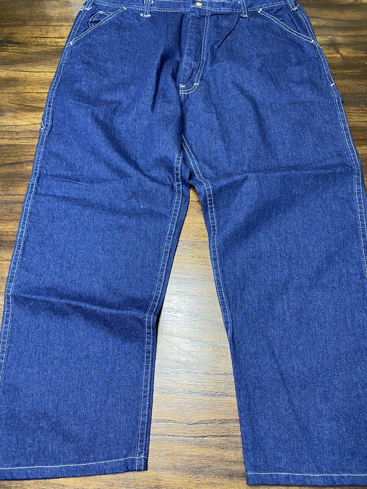 Picture 4 of 11