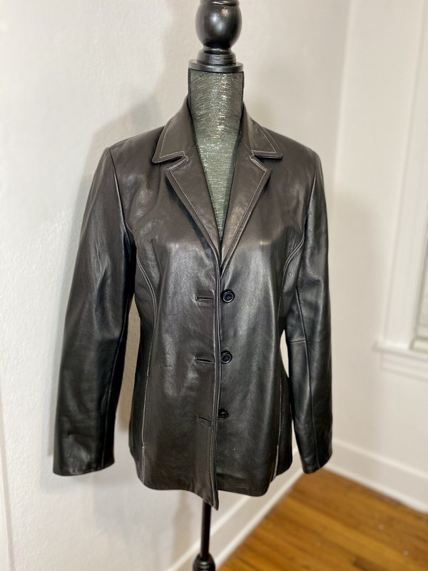 Women’s Casual Corner Black Leather Blazer Jacket With White Stitch Detail Sz M