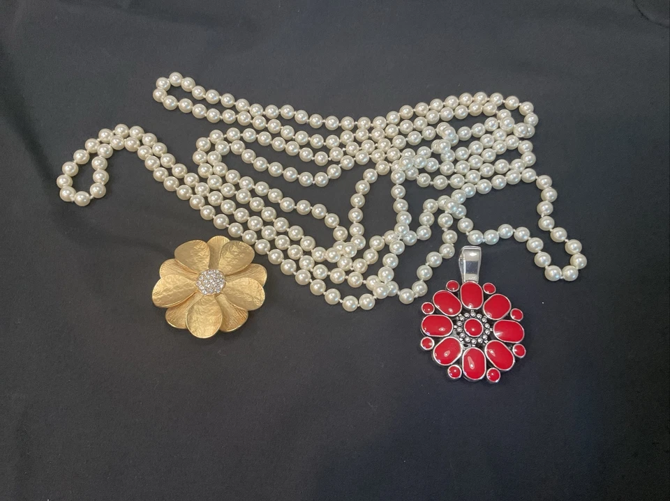 PREMIER DESIGNS Pearl Necklace Long With Pendant And Brooch Pretty! - Image 3 of 4