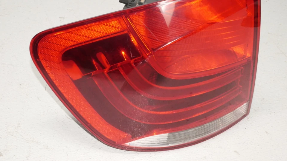 Rear Left Driver Side Outer Taillight Tail Light In Side Panel OEM BMW E84 - Image 2 of 4