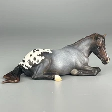 Breyer Enya deluxe Stablemate Collector Club 2024