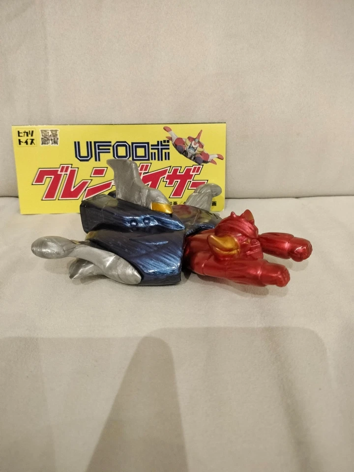 Toys UFO Robot Goldrake Blind-Type Spazer Rosso Blu - Immagine 2 di 4