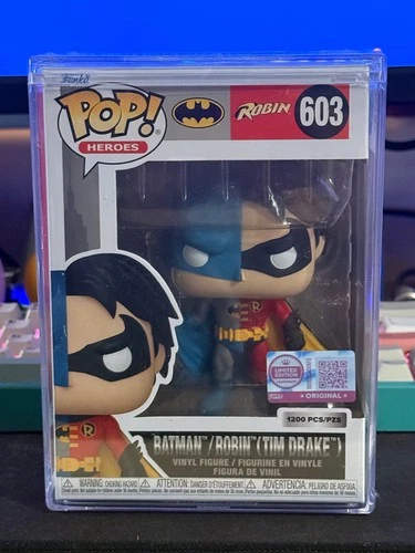 Funko POP! Batman/Robin (Tim Drake) #603 W/ Protector IN HAND