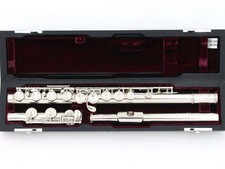 Yamaha YFL-617 Finesse Flute Silver Professional E Mechanism