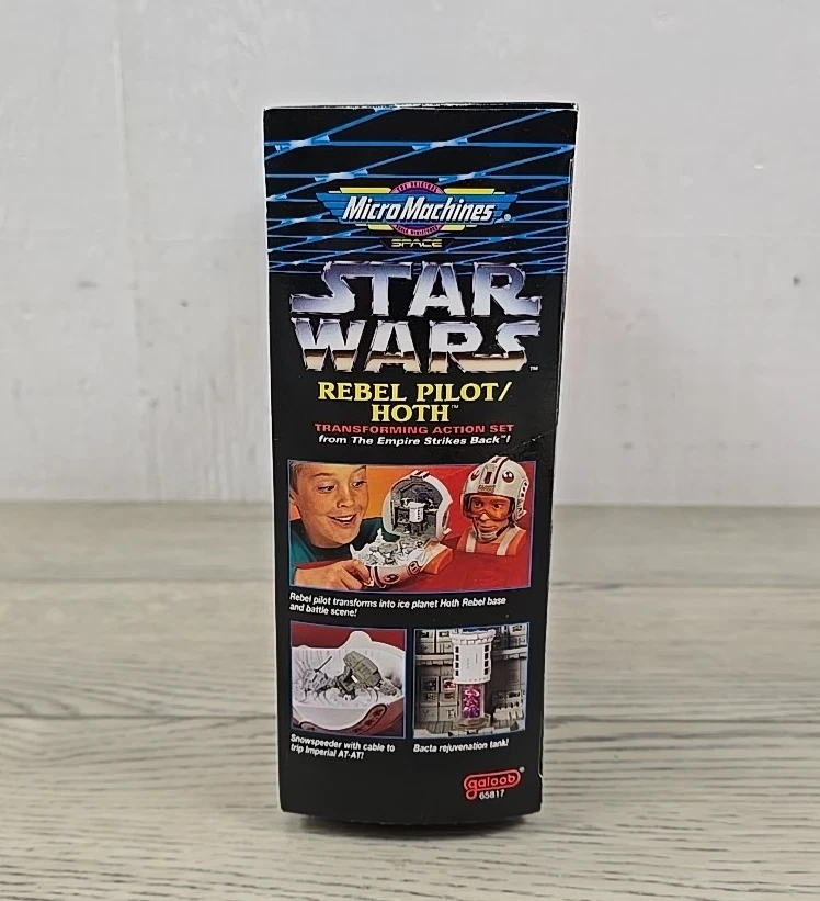 Juego de acción transformadora Galoob 1996 Star Wars Micro Machines Rebel Pilot Hoth Foto 3 de 4