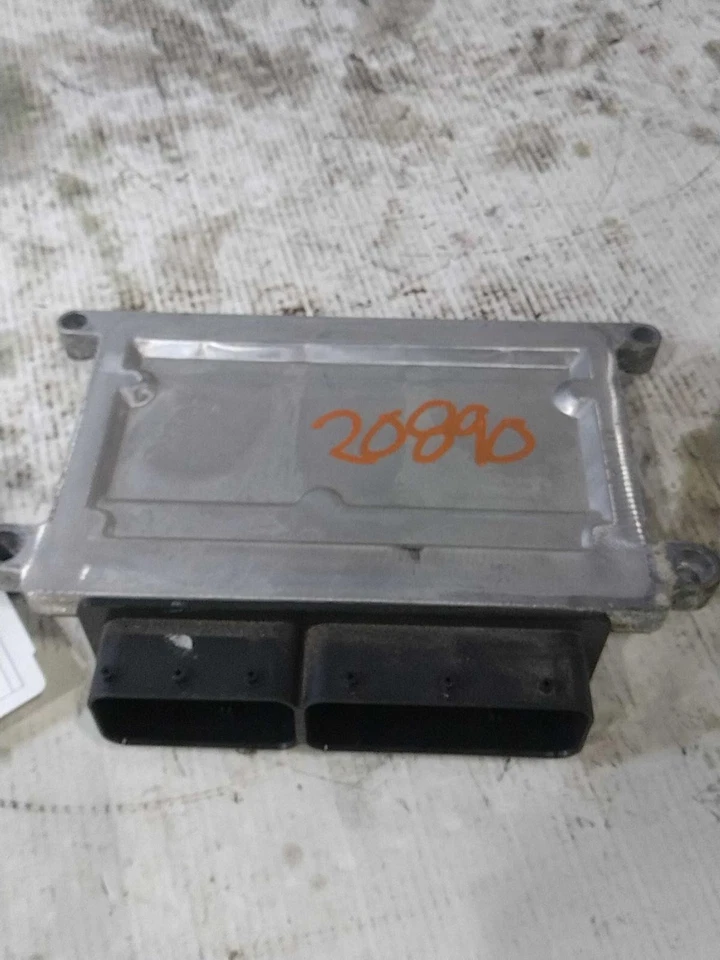 Módulo de control del motor Volvo S60 2015 ECM 2,5 L OEM 31312651 negro 141 k millas Foto 2 de 4