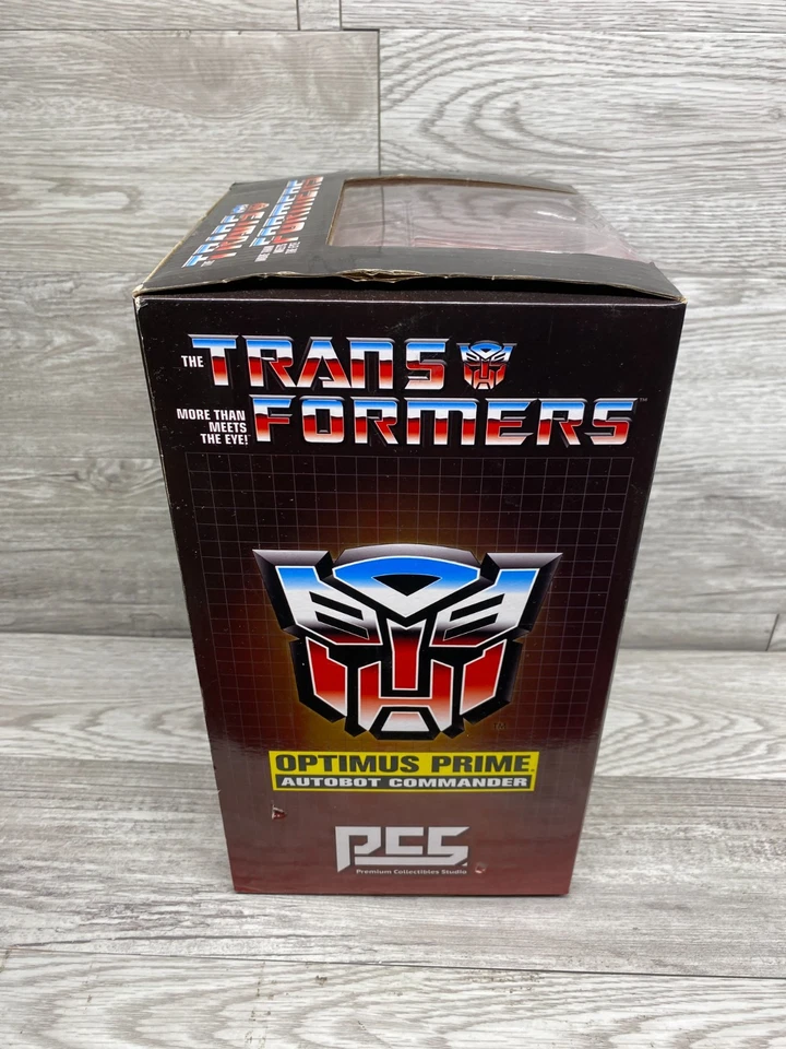 Transformers Optimus Prime Autobot Commander PCS Statue - Image 2 of 4