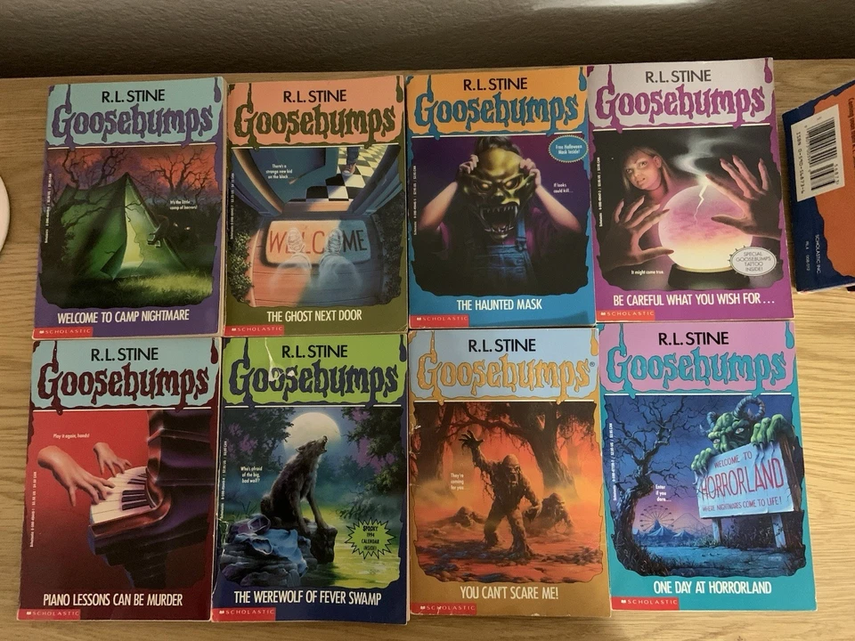 Goosebumps 1st Edition Paperback Books Complete Set Lot 1-62 Series R.L. Stine - Image 4 of 4