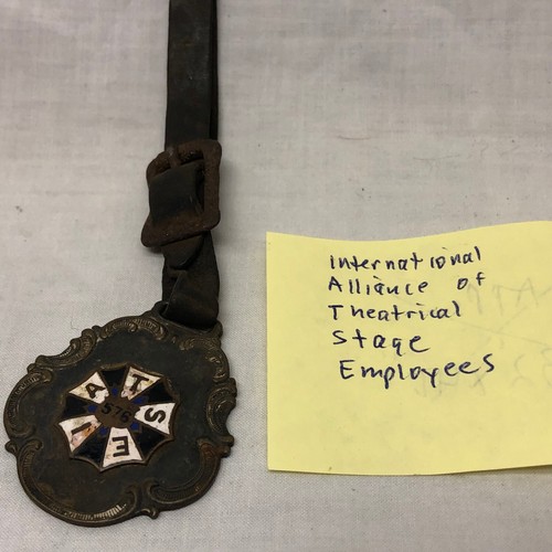 Reloj Llavero Vintage Alianza Internacional de Empleados de Escenarios Teatrales - Imagen 7 de 7