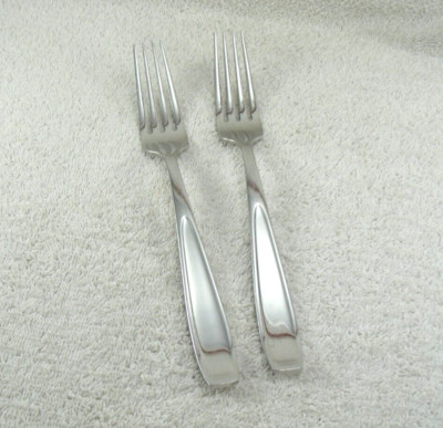 Natasha Dinner Fork Lot of 2 Mikasa 18/10 Glossy Stainless Flatware
