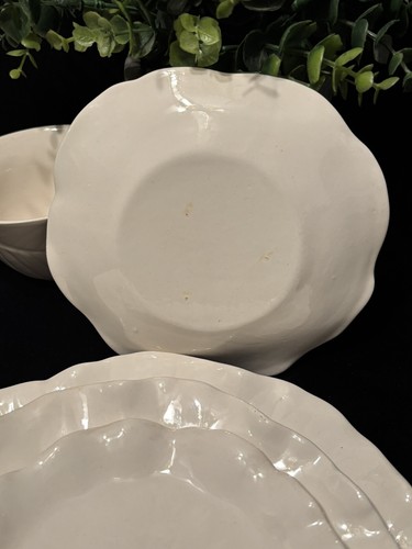 5 Piece Place Setting Vintage Metlox Poppytrail Lotus Pattern White Cabbage Leaf - Picture 8 of 8