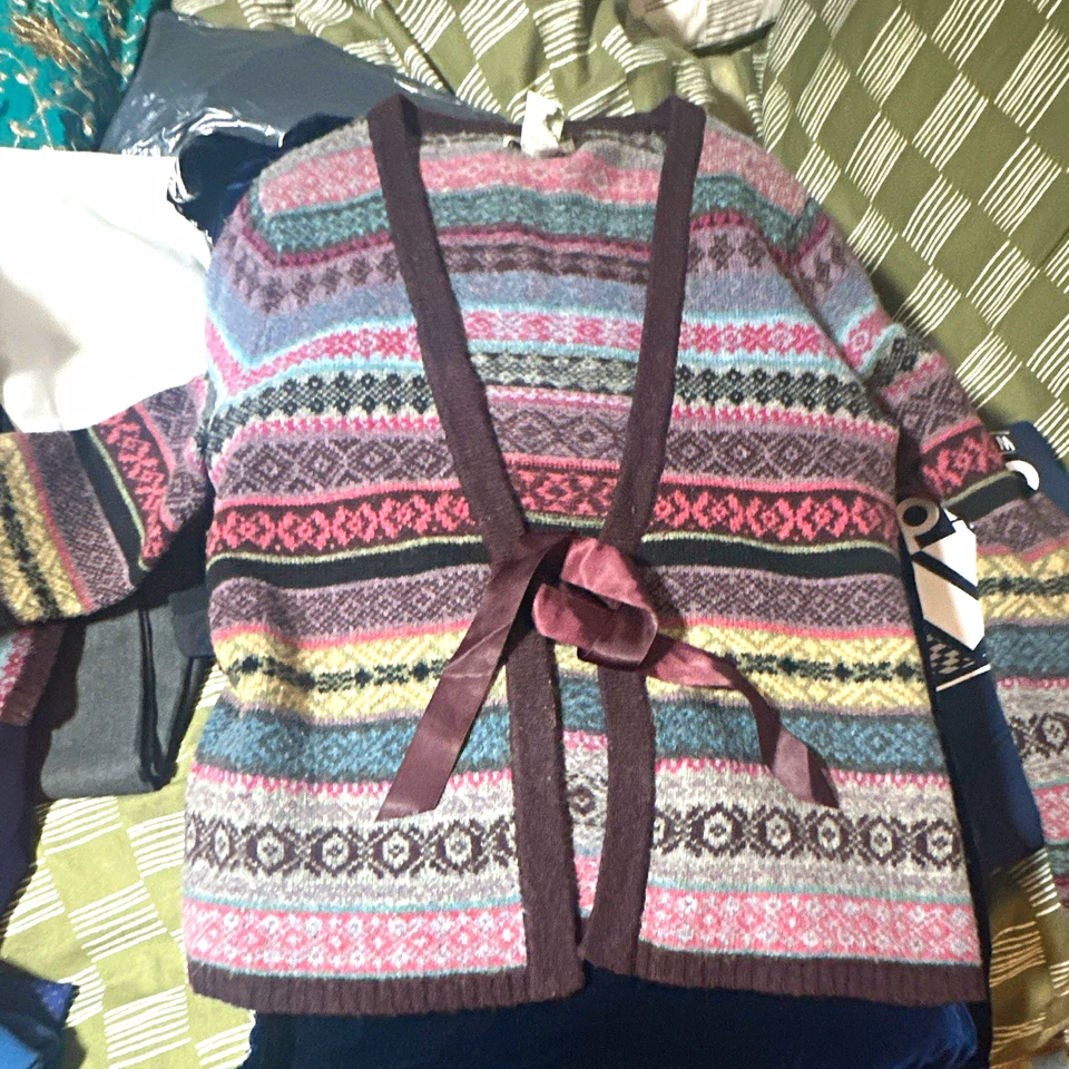 Tweeds Women's Fair Isle Wool Knit V-Neck Long Sleeve Cardigan Multicolour S - Image 1 of 4