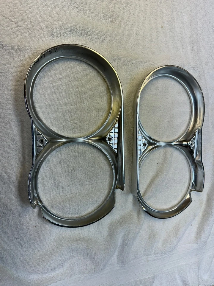 1962 1963 Pontiac Tempest faro bisel N.O.S. Foto 3 de 3