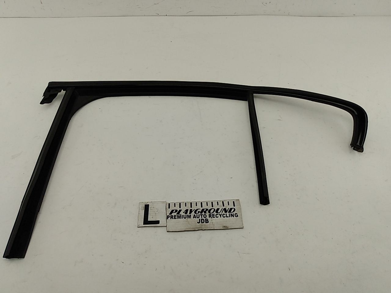 Alfa Romeo Giulia Left Rear Door Window Seal Molding 2016-2024