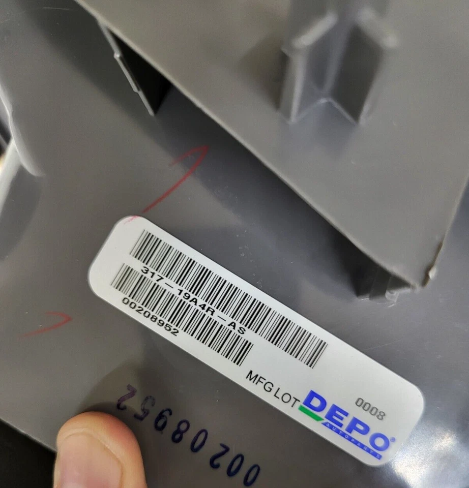 Conjunto de luces traseras DEPO 31719A4RAS 2013 2014 2015 Accord sedán derecho/pasajero Foto 4 de 4