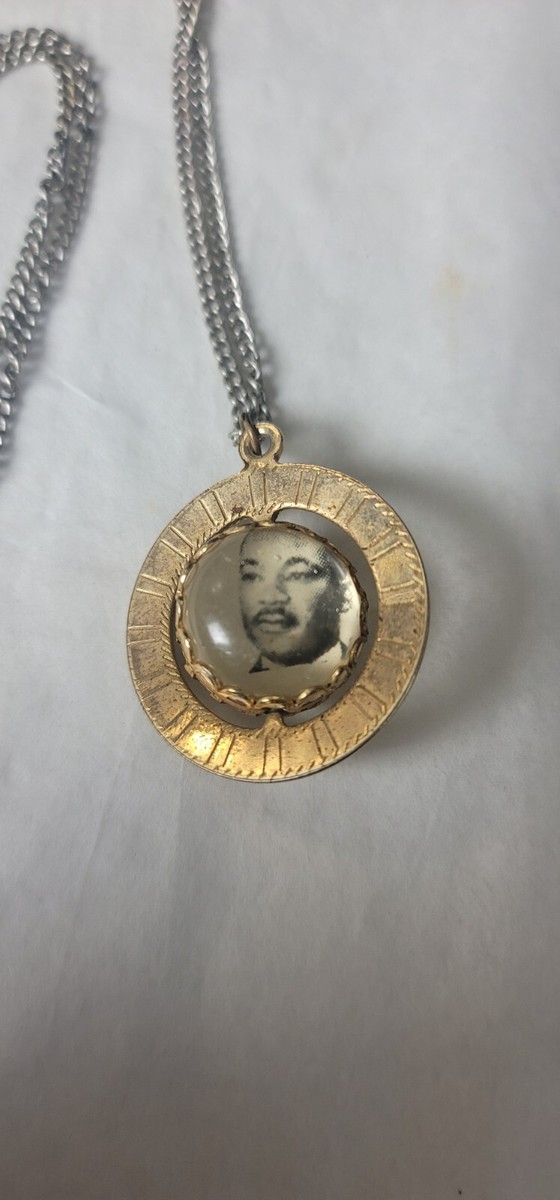 MLK/Martin Luther King Jr & RFK/Robert Kennedy rotating bubble