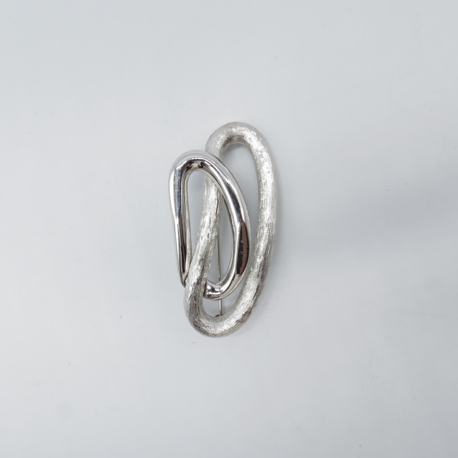 VTG Monet Brooch Interlocking Links Pattern Brush… - image 4