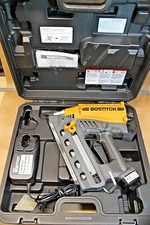 Stanley Bostitch GF28WW 3-1/2" Cordless Gas Wire-Weld Framing Nailer Kit