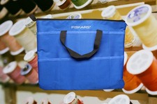 Fiskars Scrapbooking Bag/Tote Organizer, Zippered,Arts & Crafts, Lots of Pockets