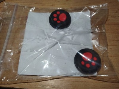  PS5 / PS4 Thumb Grips Joystick Caps (auch Xbox)   neu, 2er Set, rot