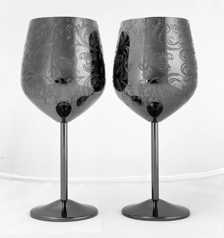 "Juego de 2 copas de vino de acero inoxidable grabadas Sky Fish, 8,5"" de alto" Foto 3 de 4
