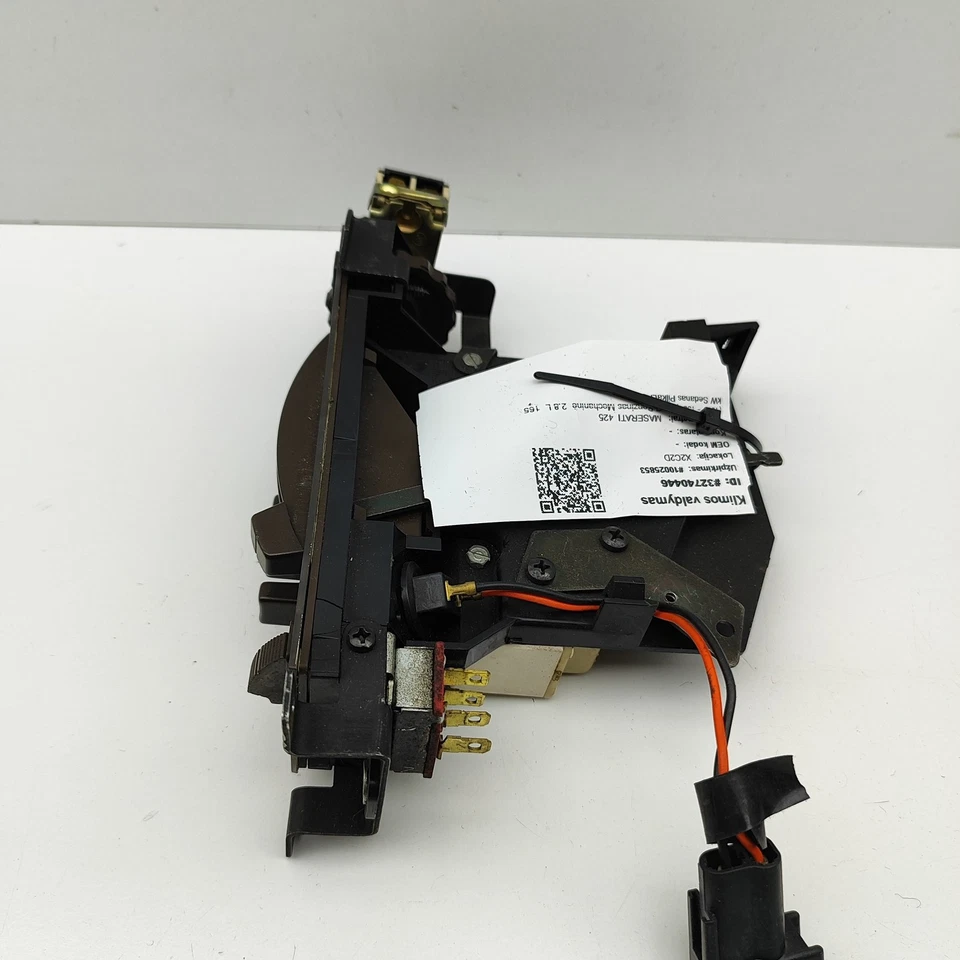 MASERATI 425 Climate Control Unit 2583-501 2.8 Gasoline 165 KW 1987 32740446 Foto 4 de 4