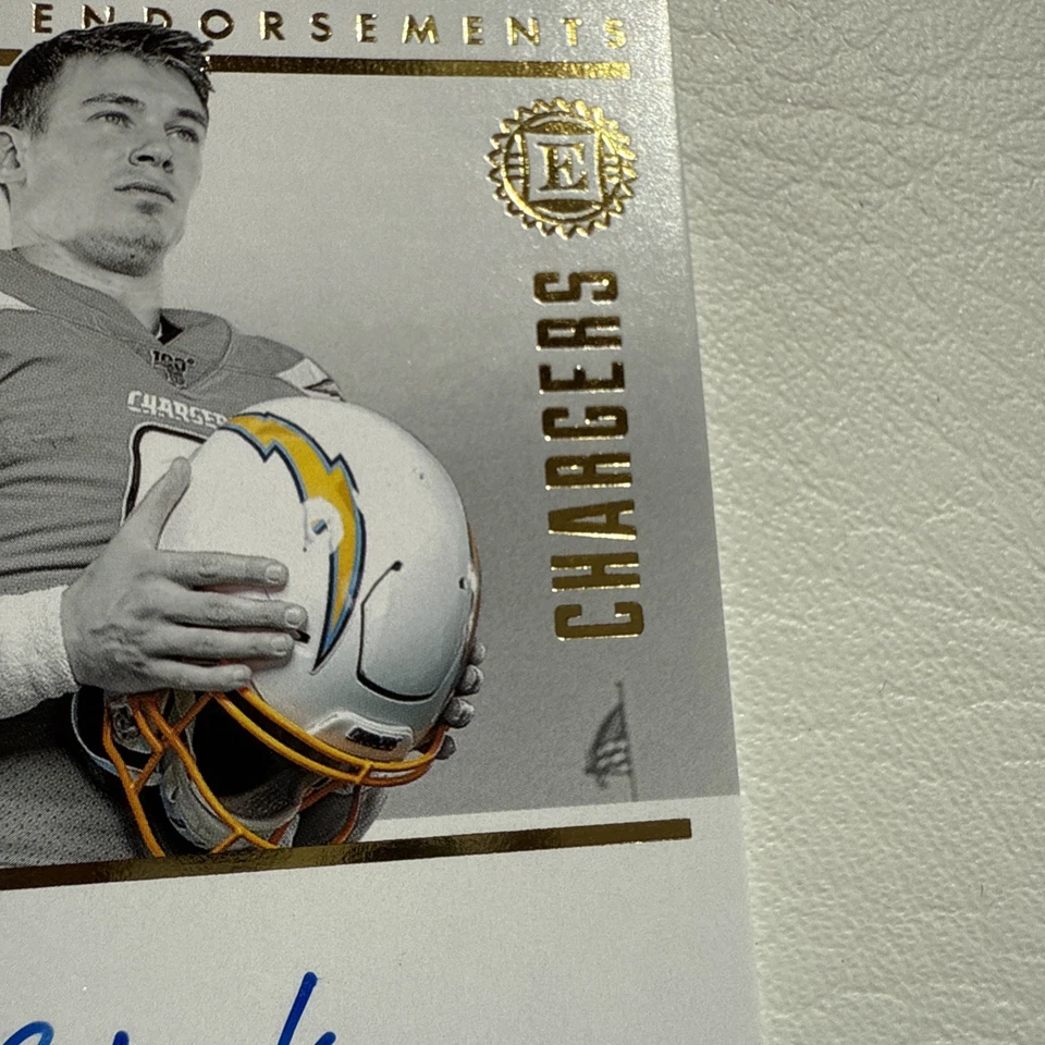 2019 Panini Easton Stick Rookie Endorsements Gold Rookie RC Auto #RE-EST  /25 - Image 2 of 4