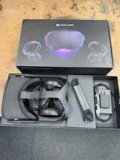 Meta Oculus Quest 128GB VR Headset  Very Good Used Condition Original Box