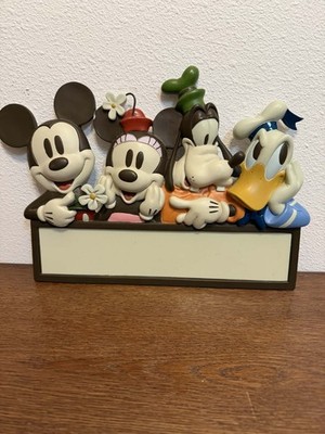 Disney Shopping Magnetic Nameplate Wall Plaque Mickey Minnie Goofy Donald Sign