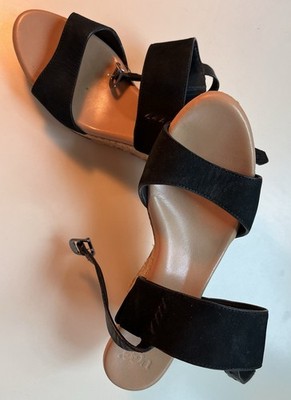Ugg Sandals