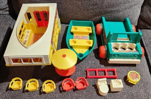 Vintage Fisher Price Little People Play Family Camper RV w/ Truck #994 1972