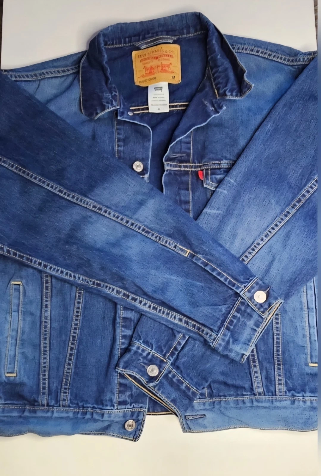Levi's 70507-0508 Men's Classic Trucker Denim Jacket Size Medium Dark Wash