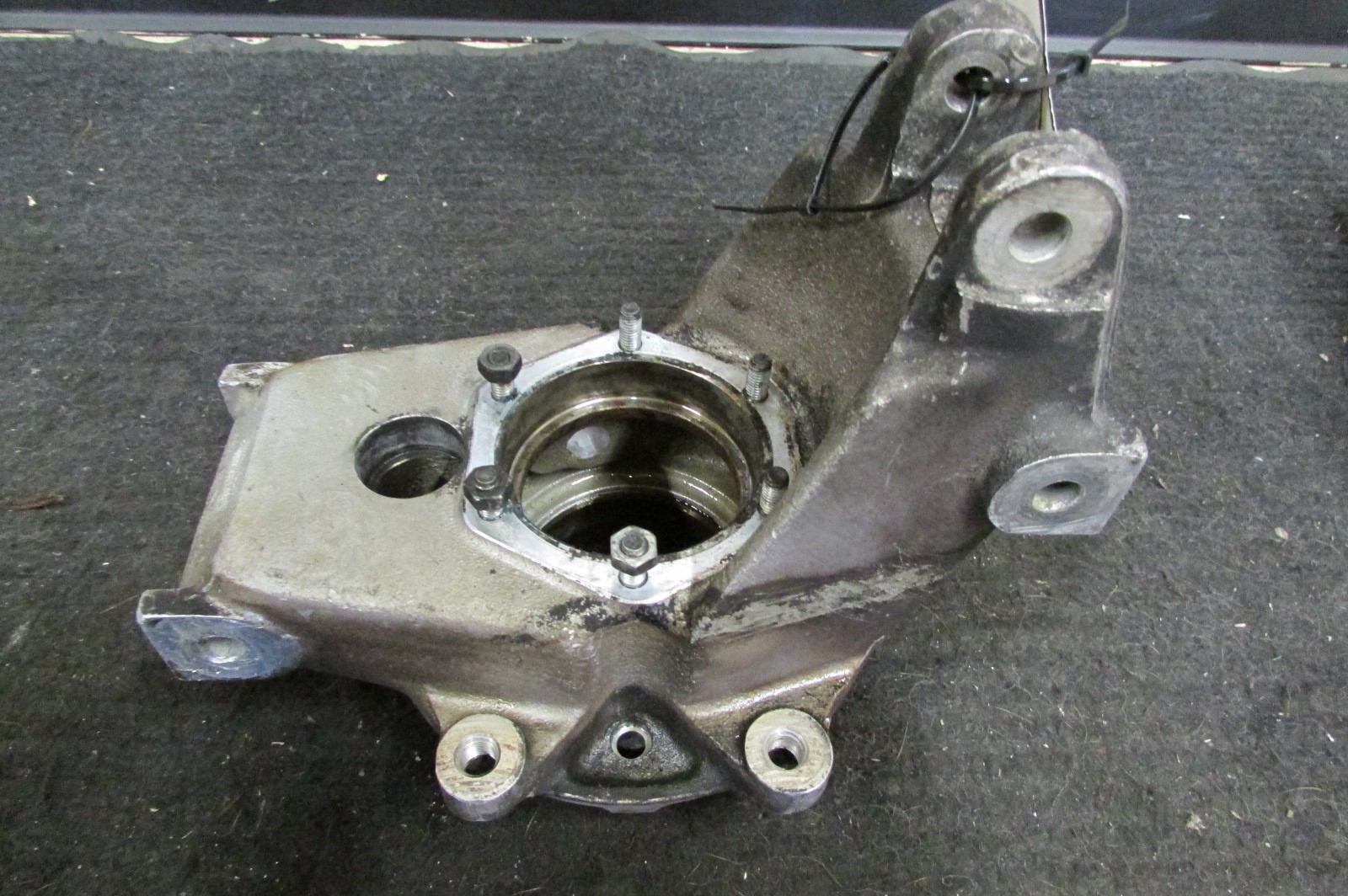 Ferrari 348, LH, Left Rear Knuckle w/Out Hub, Used, P/N 159356