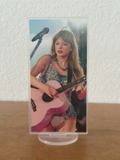 Taylor Swift Stand up figure
