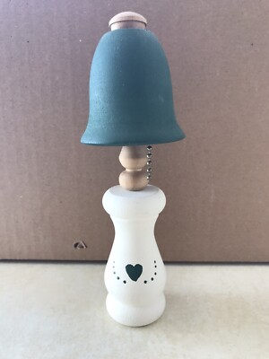 green & ivory wooden country style lap